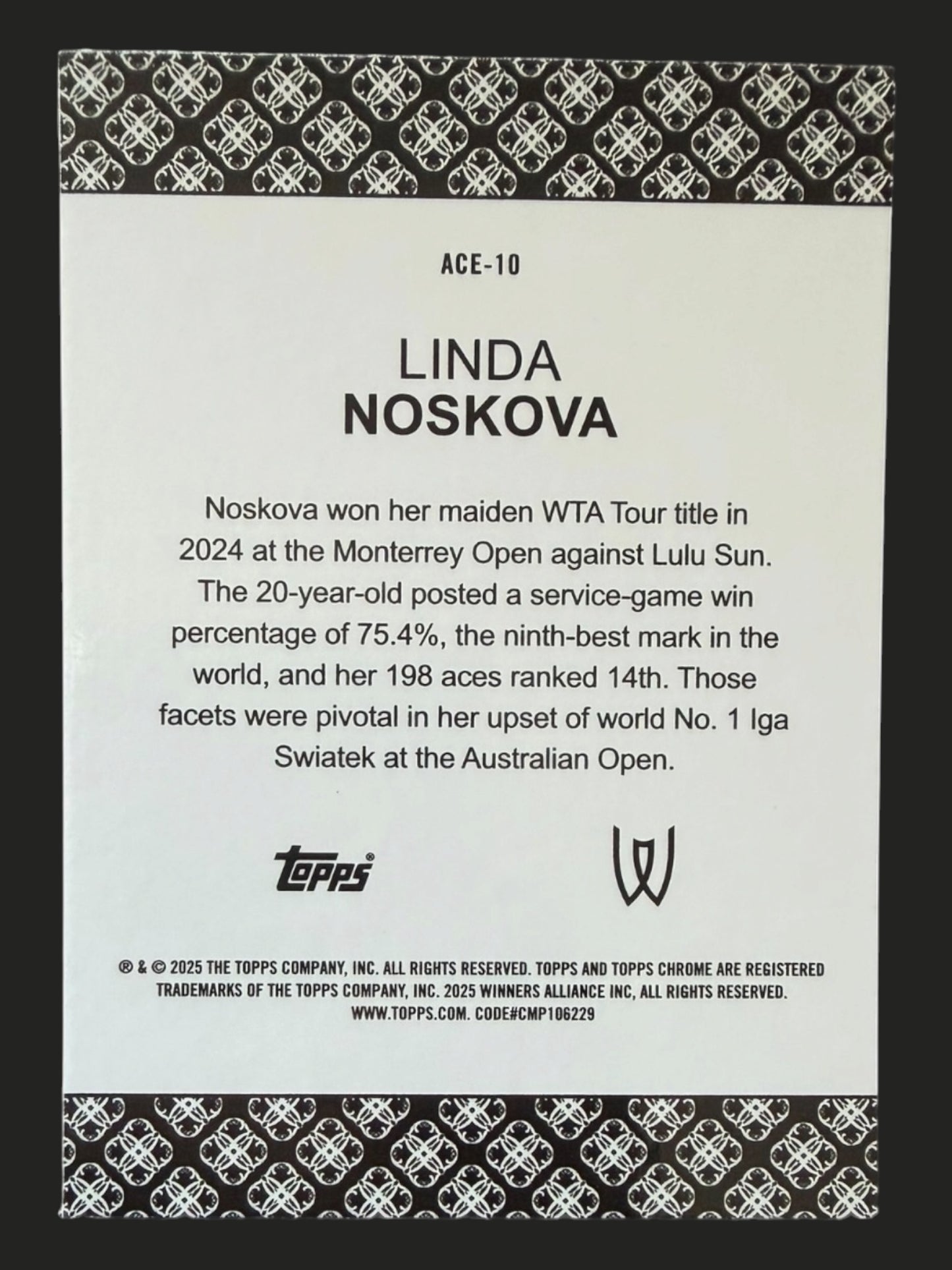2025 Topps Chrome Tennis Aces Linda Noskova