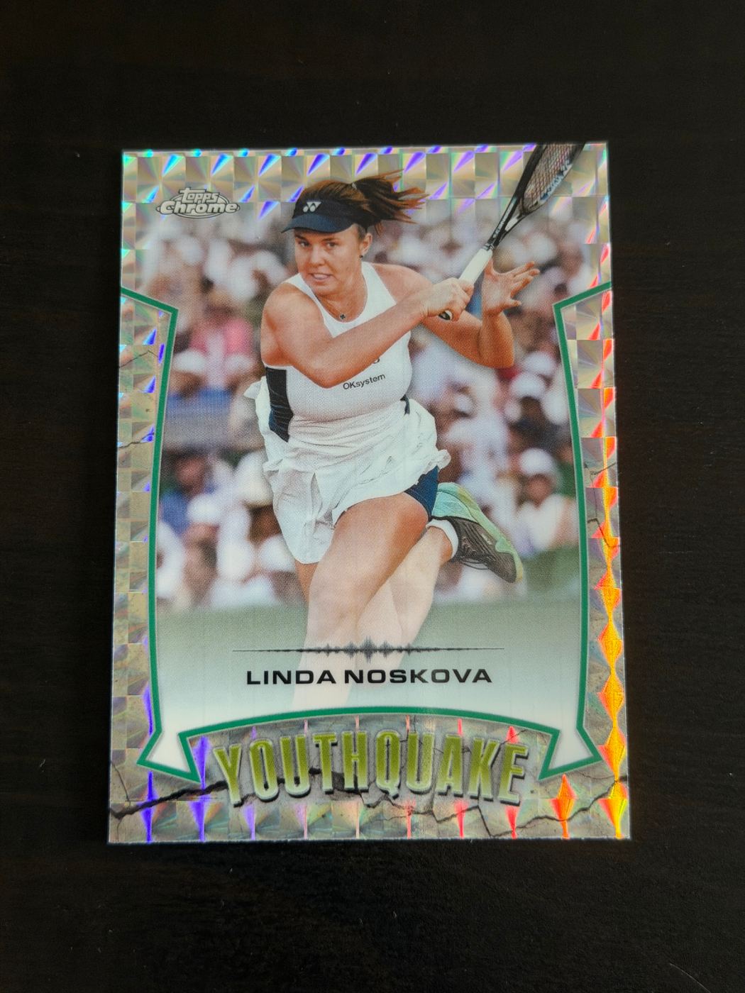 2026 Topps Chrome Linda Noskova Youthquake Geometric