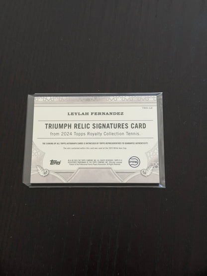 2024 Topps Royalty Leylah Fernandez — Triumph Relic Signatures /75