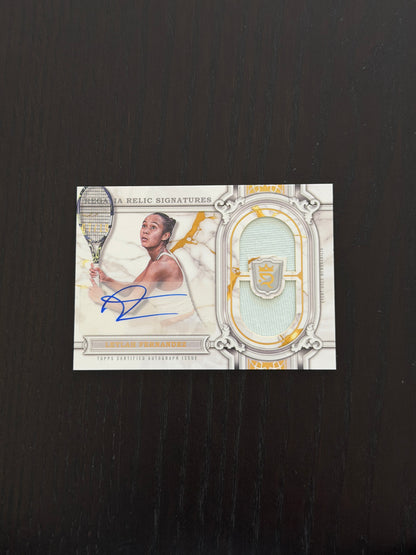 2024 Topps Royalty Leylah Fernandez — Gold Regalia Relic Signatures Auto /10