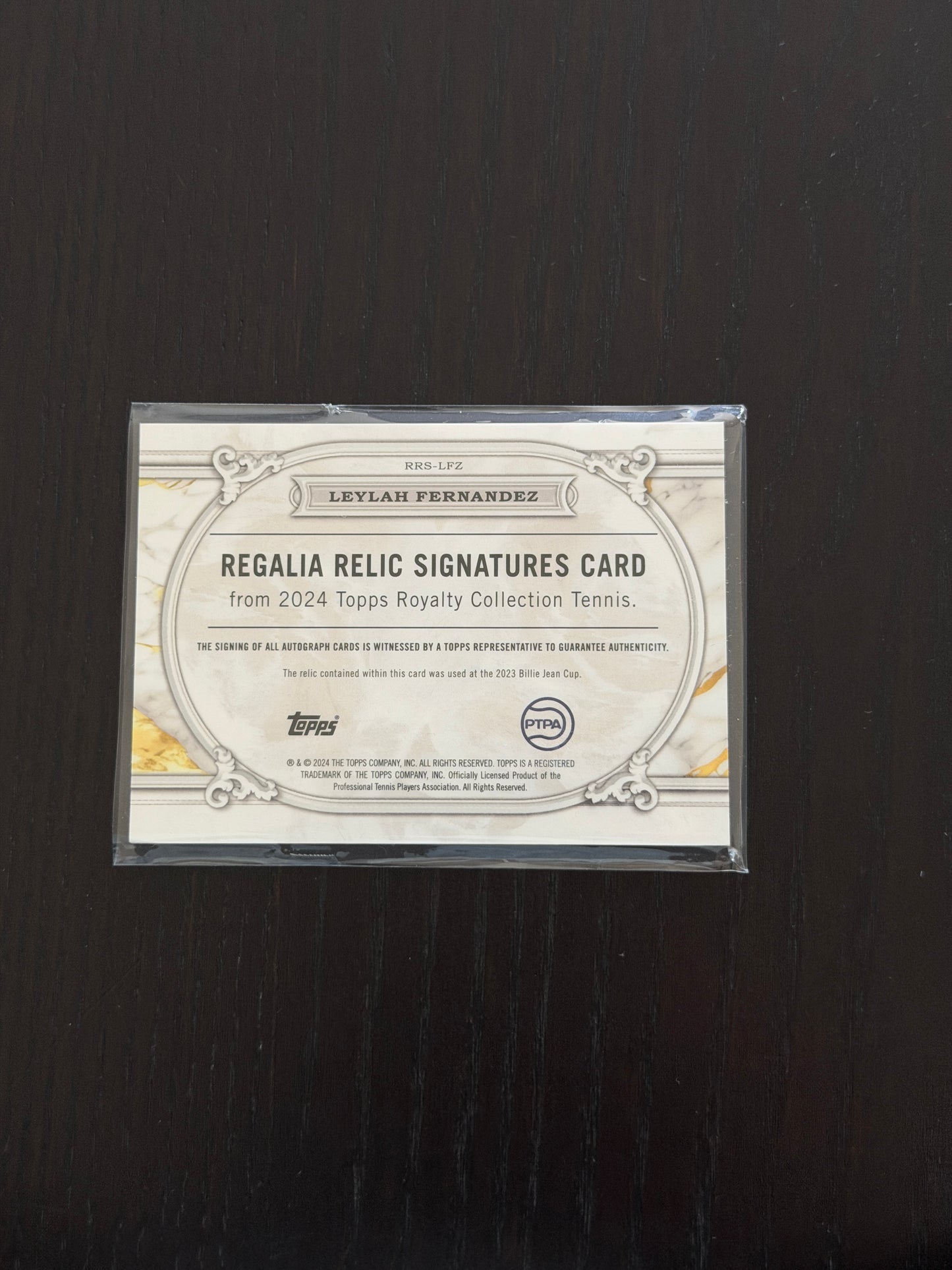2024 Topps Royalty Leylah Fernandez — Gold Regalia Relic Signatures Auto /10