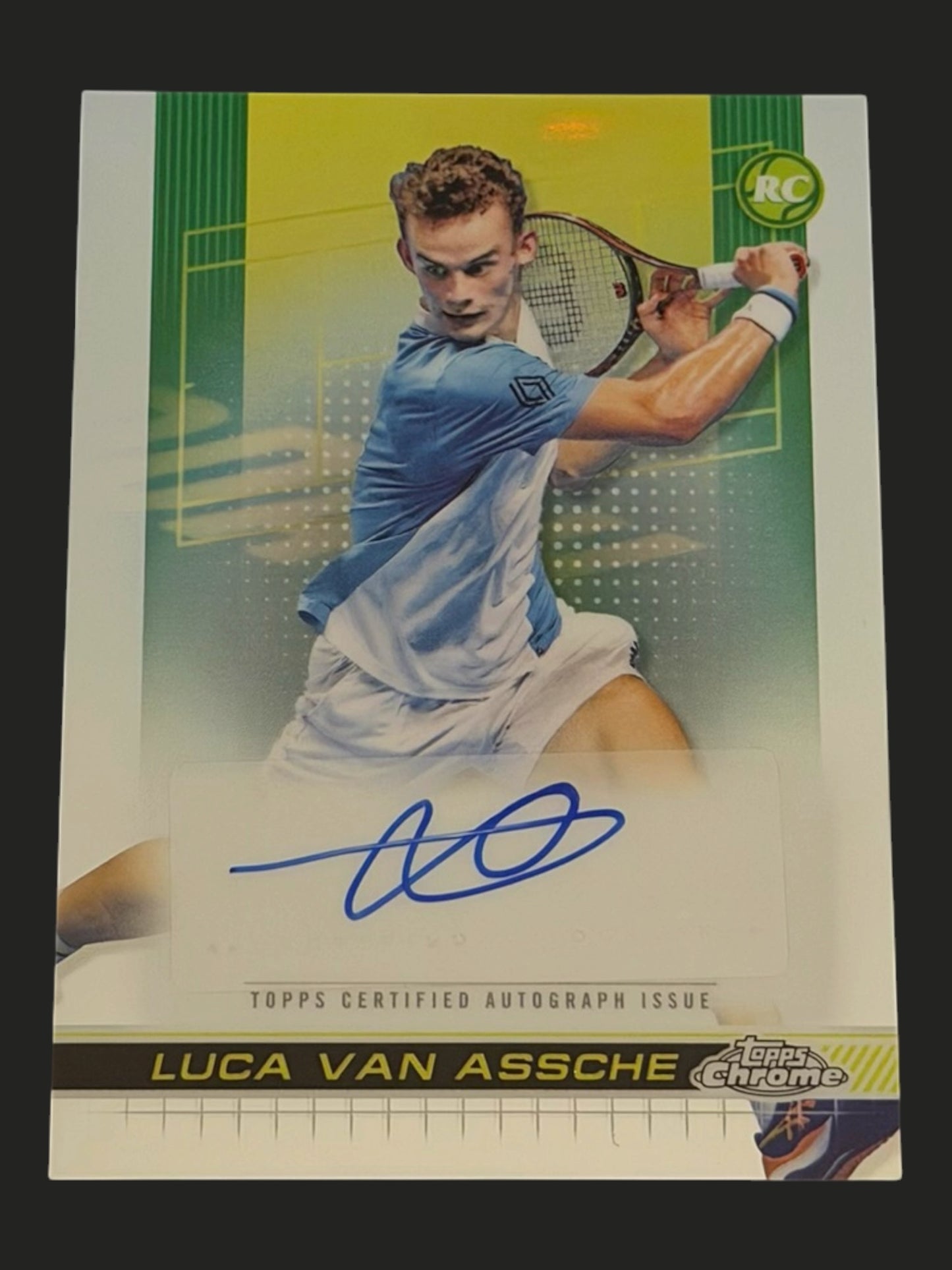 2024 Topps Chrome Autograph Luca van Assche