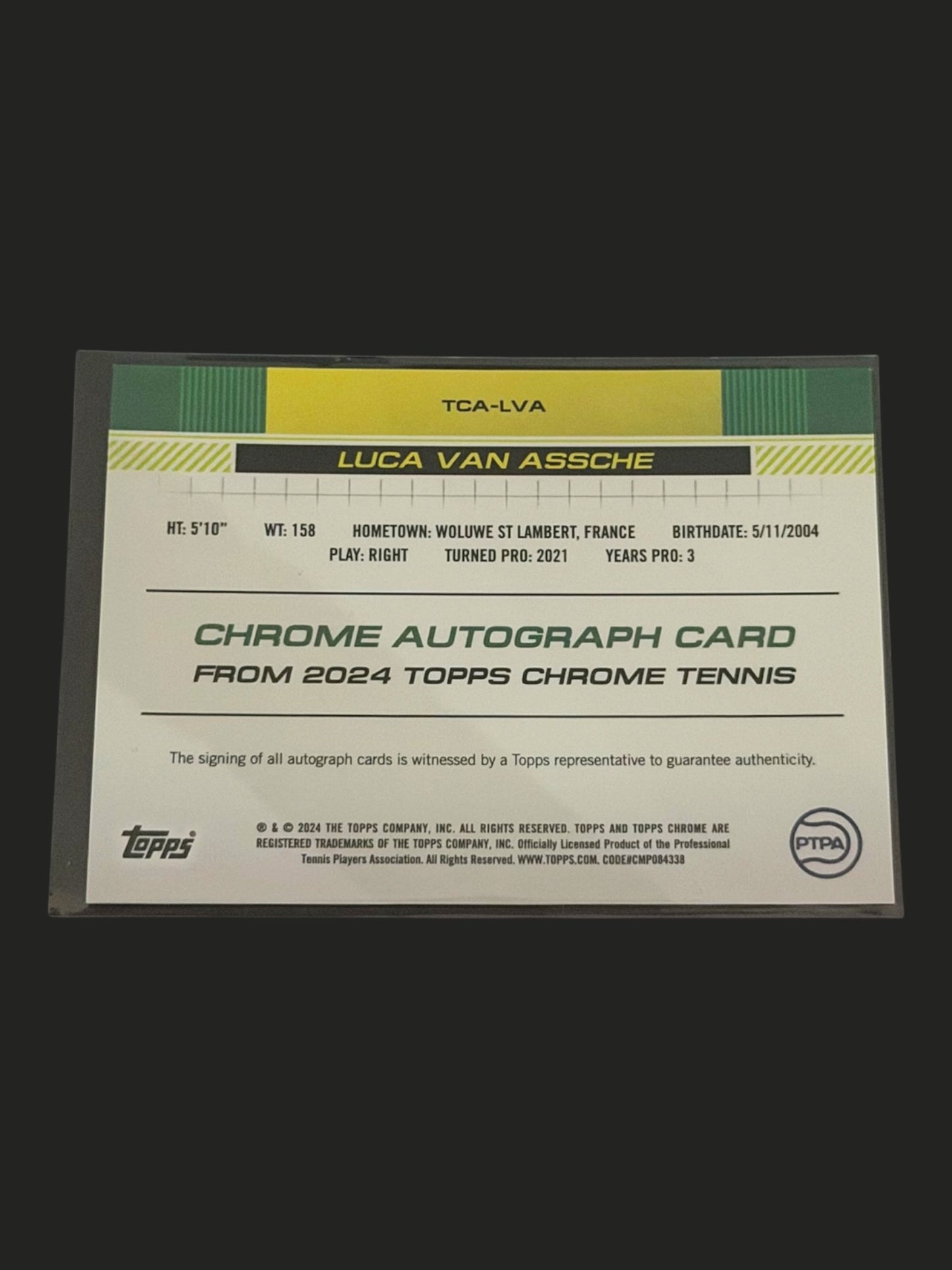 2024 Topps Chrome Autograph Luca van Assche