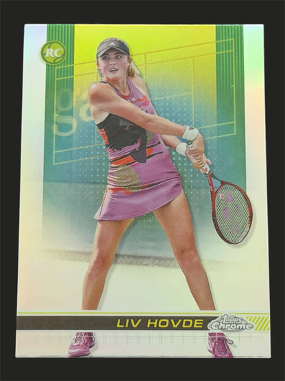 2024 Topps Chrome Refractor Liv Hovde